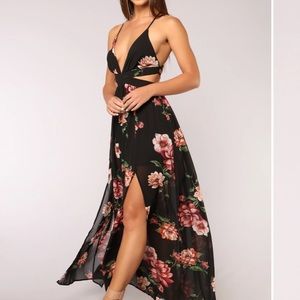 Fashion Nova Lanai Dress - Black Floral